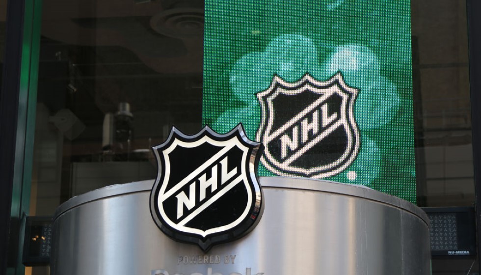 NHL's Stadium Series Preview: Rangers, Devils, and Flyers Set the Stage